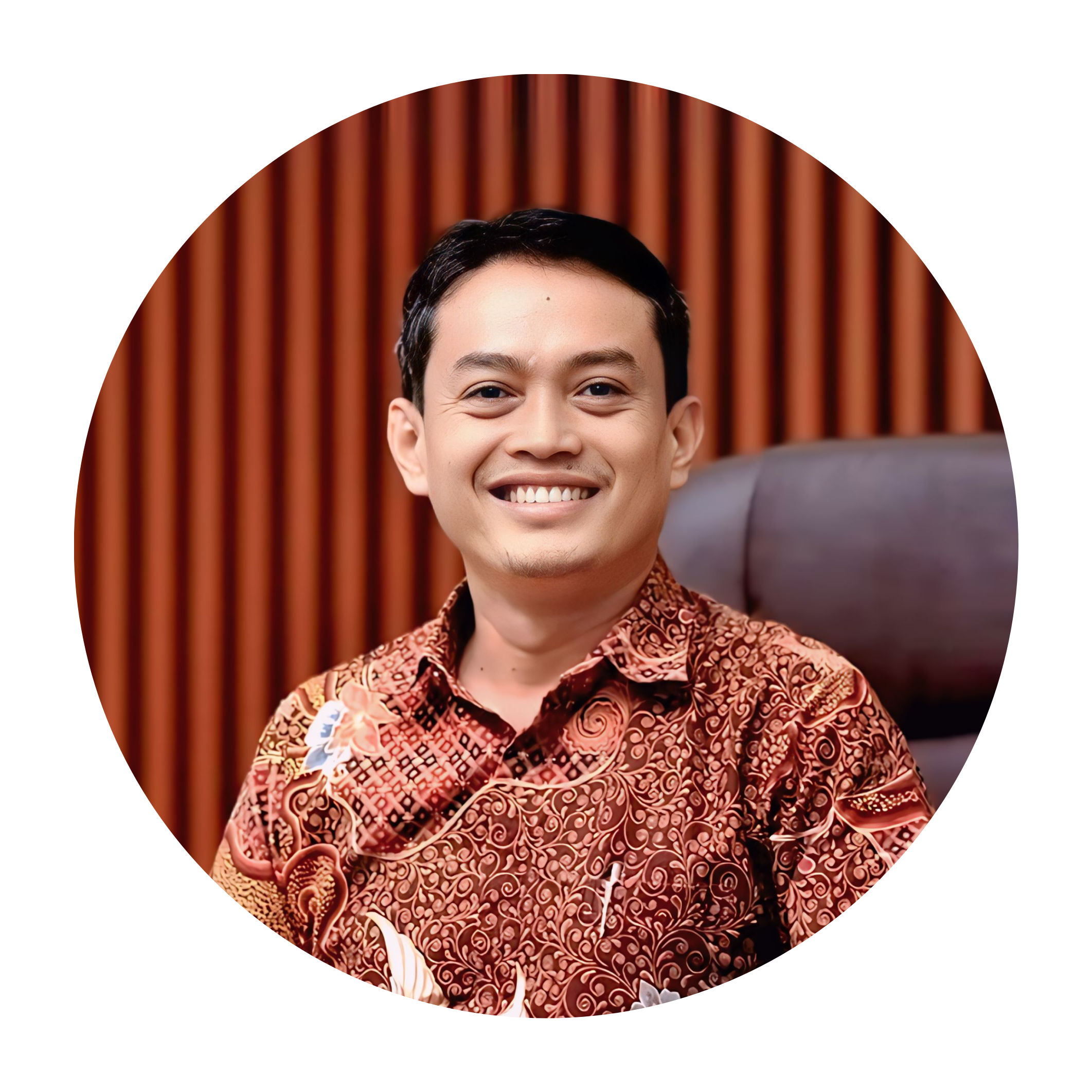 Dr. Happy Susanto, M.A